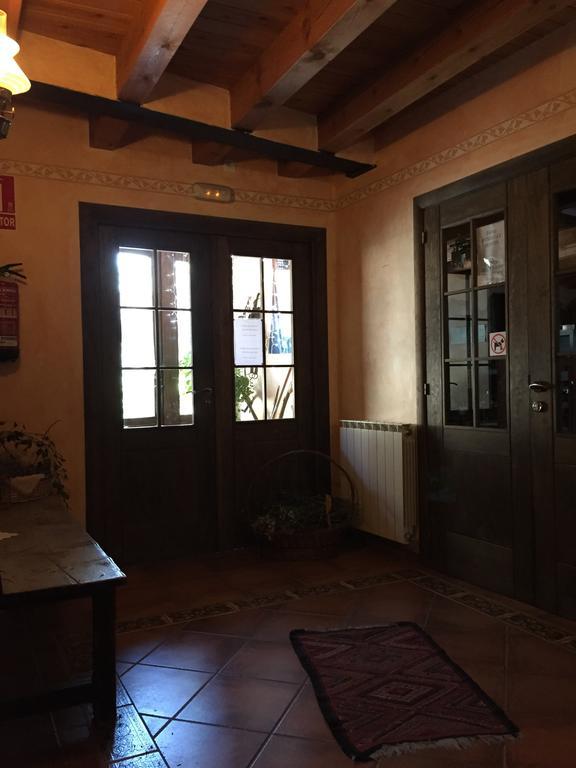 Lo Paller de Roc Montescladó Esterno foto